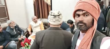 जनता दरबार कानपुर में जन सुनवाई जारी है पहुंच रहे फतेहपुर के सैकड़ो लोग #Rakesh sachan