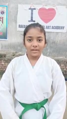 कराटे काता 🥋🥊🔥
#वैभवी_केशरी #तिलक_नगर #रायबरेली
रायबरेली मार्शल आर्ट एकेडमी ओम नगर पीएसी कॉलोनी रायबरेली