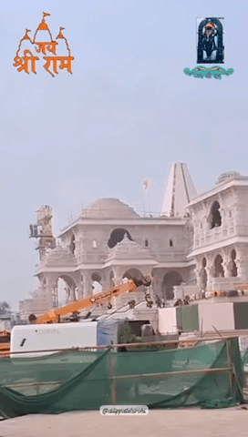 आनंदित अवधपुरी, सरयू हरषाई
रघुराई के दिव्य दर्शन की बेला आई।
प्रभू श्री राम आ रहे हैं।
#AyodhyaRamTemple | #जय_श्री_राम |