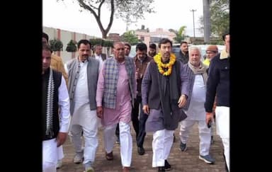 m.nagar- पचेंडा मे भाजपा नेता मोहित बनिवाल ने BJP के #गाव_चलो_अभियान का किया उद्घाटन
#bhart_ratan_karpuriraj
#simit