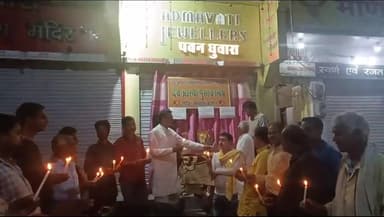 #गाय माता ने सभा मे भी दी* *संत शिरोमणि आचार्य श्री #विद्यासागर जी महामुनिराज के चरणों मे विनयाँजलि गुरुबर जयबंत हों -देवआस्था पुस्तकालय टीकमगढ़ द्धारा आयोजित विन्रम #विनयाँजलि -पवनघुवारा भूमिपुत्र