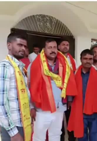 कामयाबी पर तारीफ, कोशिश पर ताना होगा।
दुख में कुछ लोग, सुख में जमाना होगा।
ये बात कभी नहीं भूलना।। #मुन्ना_भाई_मुबारकपुर