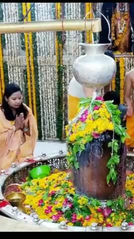 शिवरात्रिव्रतं ह्येतत् करिष्येऽहं महाफलम।
निर्विघ्नमस्तु से चात्र त्वत्प्रसादाज्जगत्पते।
#महाशिवरात्रि #एकताठाकुर 