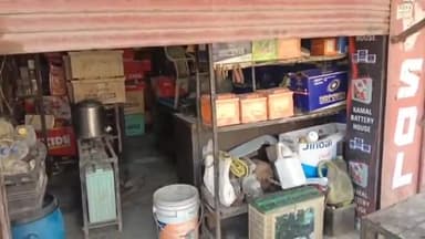 इस्माइलाबाद: इसमाईलाबाद में दुकान का शटर उखाड़कर अज्ञात चोरों ने हजारों का सामान चोरी किया