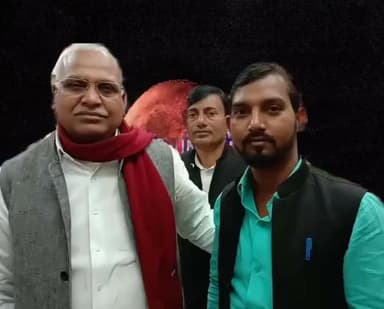 #पूर्व_कैबिनेट_मंत्री_माननीय #बाबू_सिंह_कुशवाहा जी को #लोकसभा 73 #जौनपुर से #इंडिया_गठबंधन_प्रत्याशी बनाये जाने पर बहुत, बहुत, बधाई व हार्दिक #शुभकामनायें
#बृजेश_प्रजापति
(#प्रदेश_सचिव) #कांग्रेस_पार्टी (INC)