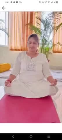 अनिद्रा से निजात दिलाने में अनुलोम–विलोम प्राणायाम सहायक होता है
#Yoga
योग शिक्षिका - विजया सिंह बबली
#yogainspiration
#yogapractice