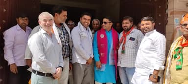 #मैनपुरी_लोकसभा क्षेत्र के विधानसभा 110 करहल विधानसभा संचालन समिति की बैठक बरनाहल मंडल में माननीय प्रदेश महामंत्री सुभाष यदुवंशी द्वारा संपन्न बैठक हुई.......
#मु०आसिफ #इस्लाम
जिला अध्यक्ष
भाजपा अल्पसंख्यक मोर्चा