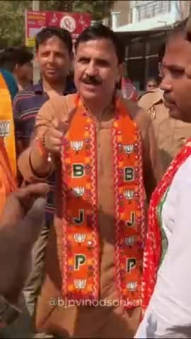 कौशांबी की देवतुल्य जनता से मिल रहे अपार स्नेह एवं आशीर्वाद का ऋण है मुझपर। मेरे जीवन का पल-पल जनता की सेवा में समर्पित रहेगा।
#PhirEkBaarModiSarkar
#AbkiBaar400Par