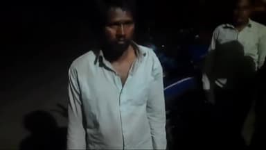 #गंगधार : संदिग्ध व्यक्ति को ग्रामीणों ने पुलिस के सुप्रद किया |