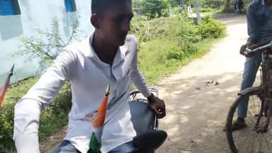 #मैं एक भाई से पुछा तुम कुछ बोलो वो भाई बोला हम नही बोलेंगे वे लजागया