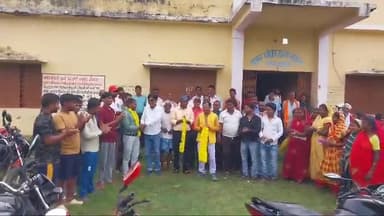 #बरकट्ठा_विधानसभा क्षेत्र के करियातपुर पंचायत में अजीत कुमार बने अध्यक्ष।इस बार बरकट्ठा विधानसभा क्षेत्र में कैंची छाप ही चलेगा....