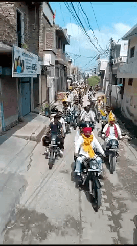 हलका #रादौर में एडवोकेट कर्मवीर सिहं बुटर के साथ #आप की #बाईक #रैली में पहंचे हजारों युवा #बदलाव का संकेत #यमुनानगर #हरियाणा #हरियाणामेंभीकेजरीवाल #आमआदमीपार्टी #radaur