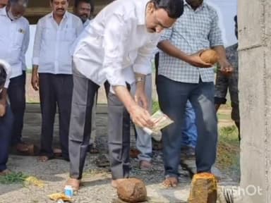 నేలకొండపల్లి: మద్దులపల్లి మార్కెట్ పనులను త్వరితగతిన పూర్తి చేయాలి....