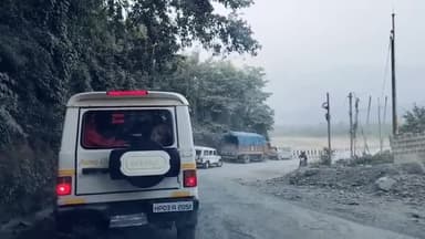 पावटा से आंज भोज को जोड़ने वाली सड़क पर बागरण पुल के वनवे होने से रोजाना लग रहा जाम