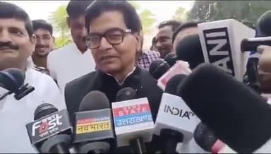 रामगोपाल यादव जी का बाइट सुने ।।
CJI सुप्रीम कोर्ट को चू#या कह बैठे
