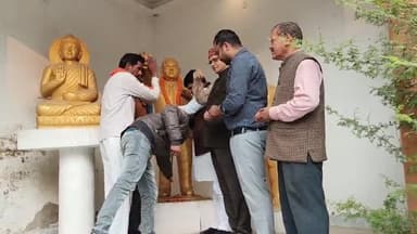 राष्ट्रीय संविधान दिवस के अवसर पर बाबा साहब को माल्यार्पण कर नमन किया।
#75YearsOfConstitution