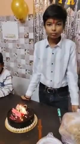 आप सभी के आशीर्वाद से अपनी फैमिली के साथ अपने बेटे #देव #सिंह का #जन्मदिन #मनाया और आप सभी का आशीर्वाद बना रहे हमारे परिवार पर