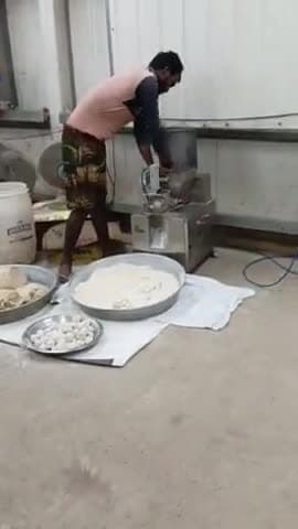 Machine का कमाल देखें 😱
#food #foodie #machine #news #job