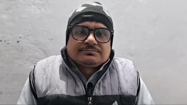 नौनिहालों के भोजन को गटक जाते हैं गुरुजी40 के जगह का 194 हाजरी,जदयू नेता रौशन अग्रवाल ने की जांच कर कारवाई की मांग।
#Bihar_Governmet #Education_Department_Bihar