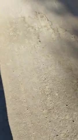 bavariya gaon ka samshan hai ismein Gopi Lal ji usko Tod rahe hain Panchayat ne banaya aur ine log to nahin