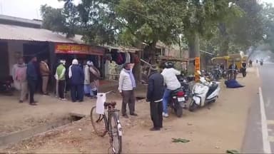 भीषण #एक्सीडेंट बाल बाल बचे बाईक सवार
#अनियंत्रित वाहन चालक आपस मे भिड़े