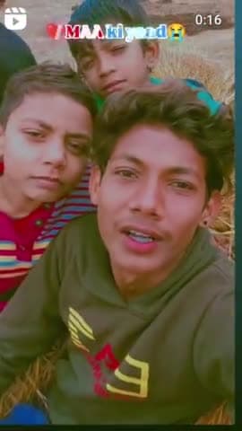 Maa ki yaar ❤️😭ka Kari e maai
#trending #viralpage #shorts #trending #viral #bhojpuri #video #viralvideo #reels #song