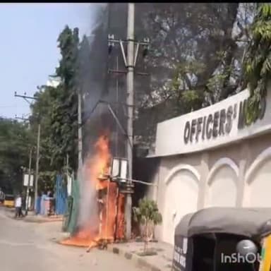 అంబర్పేట: మలక్ పేట్ లో పేలిన ట్రాన్స్ ఫార్మర్. విచారణ చేపట్టిన పోలీసులు