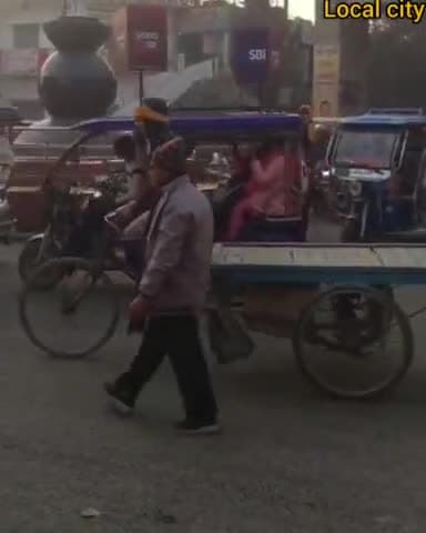 अपना छपरा अब बदल रहा है, मगर डबल डेकर रोड का निर्माण कार्य अभी अधूर