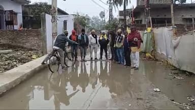 दरभंगा: दरभंगा सदर। नए रोड नाला निर्माण के बावजूद भी जल जमाव होने पर ग्रामीणों ने जताया विरोध।
दरभंगा डीएम #नगर विधायक#pwd #