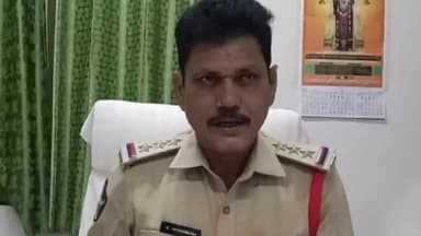 చిత్తూరు: పాఠశాలలో విద్యార్థులతో అసభ్యకరంగా ప్రవర్తించిన టీచర్పై కేసు నమోదు చేసిన చిత్తూరు వన్ టౌన్ సీఐ