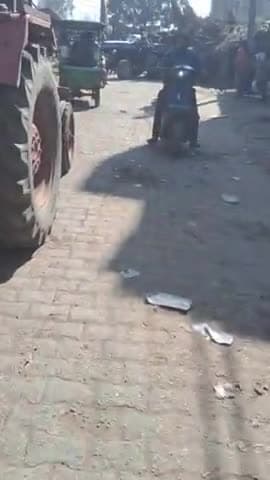 #trendingreels #trendi #trendingreelsvideo #trendingnews @vivek.aliganj.aliganj