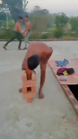 #Desi#fitness 💪💥#training song please follow me attitude boy jay shree Ram 🙏🙏
.
.
..............................