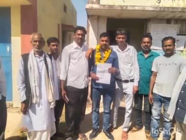 ग्राम पचांयत तेलाई मुड़ा मे उपसरपंच राजेश साहू को निर्बोध बनाया गया है