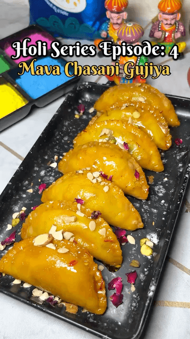 Holi Special Mawa Gujiya😍 #mawagujiya #gujiyarecipe #holispecialgujiya #holicelebration #holihai #holivibes #recipe