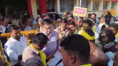 ओबीसी महासभा ने विभिन्न मांगों को लेकर कलेक्टर महोदय को सौंपा ज्ञापन शहर किया गया जंगी प्रदर्शन। #जिला_प्रभारी_टीकमगढ़