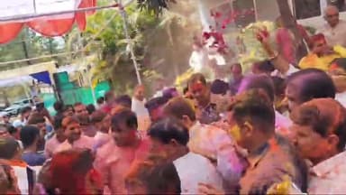 रंगों का त्योहार, खुशियों का इज़हार !!
📍Bhopal | #HoliCelebration
