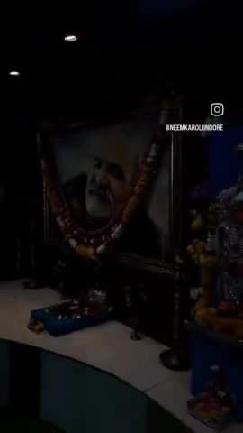 #नीमकरौरीधामइंदौर
#ram #hanuman #sitaram #ramram #today
#thrusday #viralvideoシ #rells