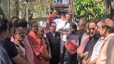 *सकल सिंधी समाज द्वारा शहीद हेमु कालानी जी की जयंती मनाई और प्रतिमा पर माल्यार्पण किया गया*#सिंधी समाज#मन्दसौर @न्यूज