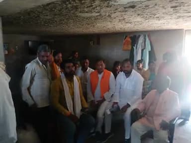 #अत्यंत पीड़ादायक
विधानसभा मेंहनगर तरंवा थाना क्षेत्र अंतर्गत उमरी गांव की घटना जिसमें एक युवक जो अपने परिवार का सहारा बनता पुलिसिया भ्रष्टाचार का शिकार हो गया । उत्तर प्रदेश सरकार एवं अनुसूचित आयोग ने त्वरित संज्ञान लिया है ।