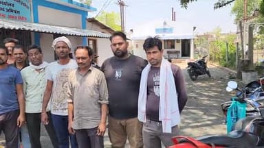 छपारा: छपारा नगर परिषद के शिवाजी वार्ड में बिजली बंद होने से लोग परेशान. विद्युत वितरण केंद्र पहुंचकर जताया विरोध #Jansamasy