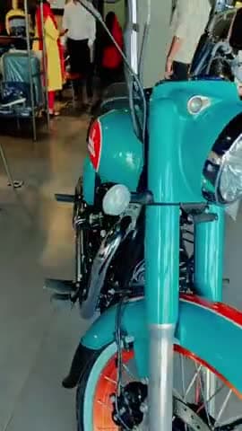 #royalenfield #RKMotors #tumerizindagihai #aashqui3 #aashiq #KartikAaryan #srilila #riders #virelvideo #travel #loveyou #bikelover #bulletlovers #Maharajganj Royal Enfield #bollywood
