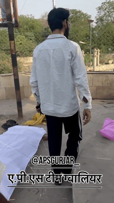 OM SHANTI 💐
भगवान से प्रार्थना है कि इतना पैसा गरीब लोगों को दे
इसे आगे में कुछ नहीं बोल सकता 🥺
#apsgurjar #rip #girl #gwalior