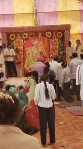 पुरैना गांव में चल रही श्री मद भागवद कथा कार्यक्रम में साथियों के साथ उपस्थित रहा।।
जय श्री कृष्णा
#SESAI