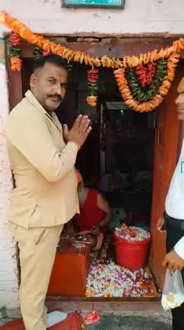 "आज रामताल धाम, मान नगला (हरदोई) में बालाजी महाराज और रामताल के दर्शन करने का सौभाग्य प्राप्त हुआ। यह अनुभव अविस्मरणीय रहा। भगवान की कृपा और आशीर्वाद से मन को शांति मिली। #रामताल_धाम #बालाजी_महाराज #दर्शन"