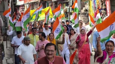 घाट: थराली विधायक भूपाल राम टम्टा के नेतृत्व में नंदानगर में तिरंगा यात्रा हुई आयोजित #Opretionsindoor