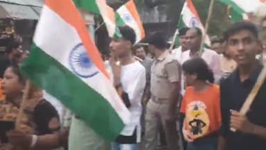 मऊरानीपुर: मऊरानीपुर में भारतीय सैनिकों के शौर्य एवं सम्मान में निकली तिरंगा यात्रा #opretionsindoor
