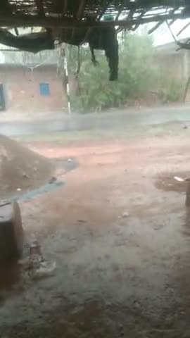Hamare Gram Panchayat Mein barish ho rahi hai