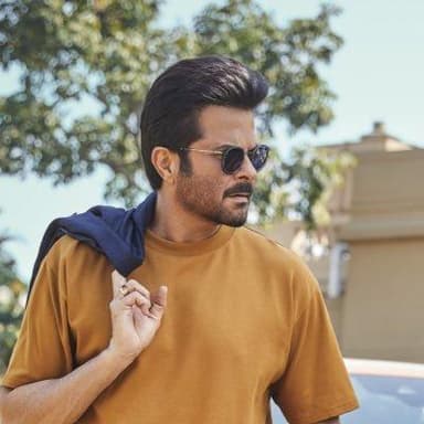 अगर हमें खुद को और अपनों को सुरक्षित रखना है तो मिलकर कुछ करना होगा: कोरोना को लेकर अनिल कपूर #कोरोना #अनिल_कपूर