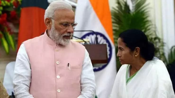 पीएम नरेंद्र मोदी ने मुख्यमंत्री ममता बनर्जी के साथ अम्फान तूफान से प्रभावित पश्चिम बंगाल में किया हवाई सर्वे #पीएम_मोदी #अम्फान