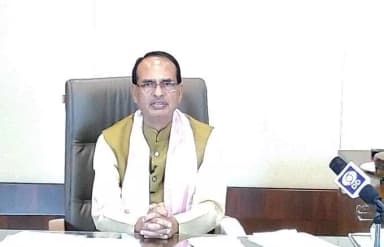 प्रवासी मज़दूरों को संबल योजना में शामिल किया जा रहा है: मुख्यमंत्री शिवराज सिंह चौहान #प्रवासी_मज़दूर #शिवराज